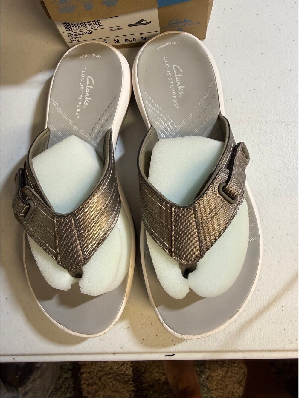 Clarks Sunmaze Loop Pewter Women's Sandals Size 8